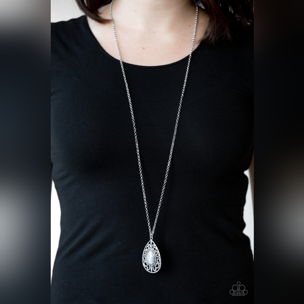 Modern Majesty Necklace